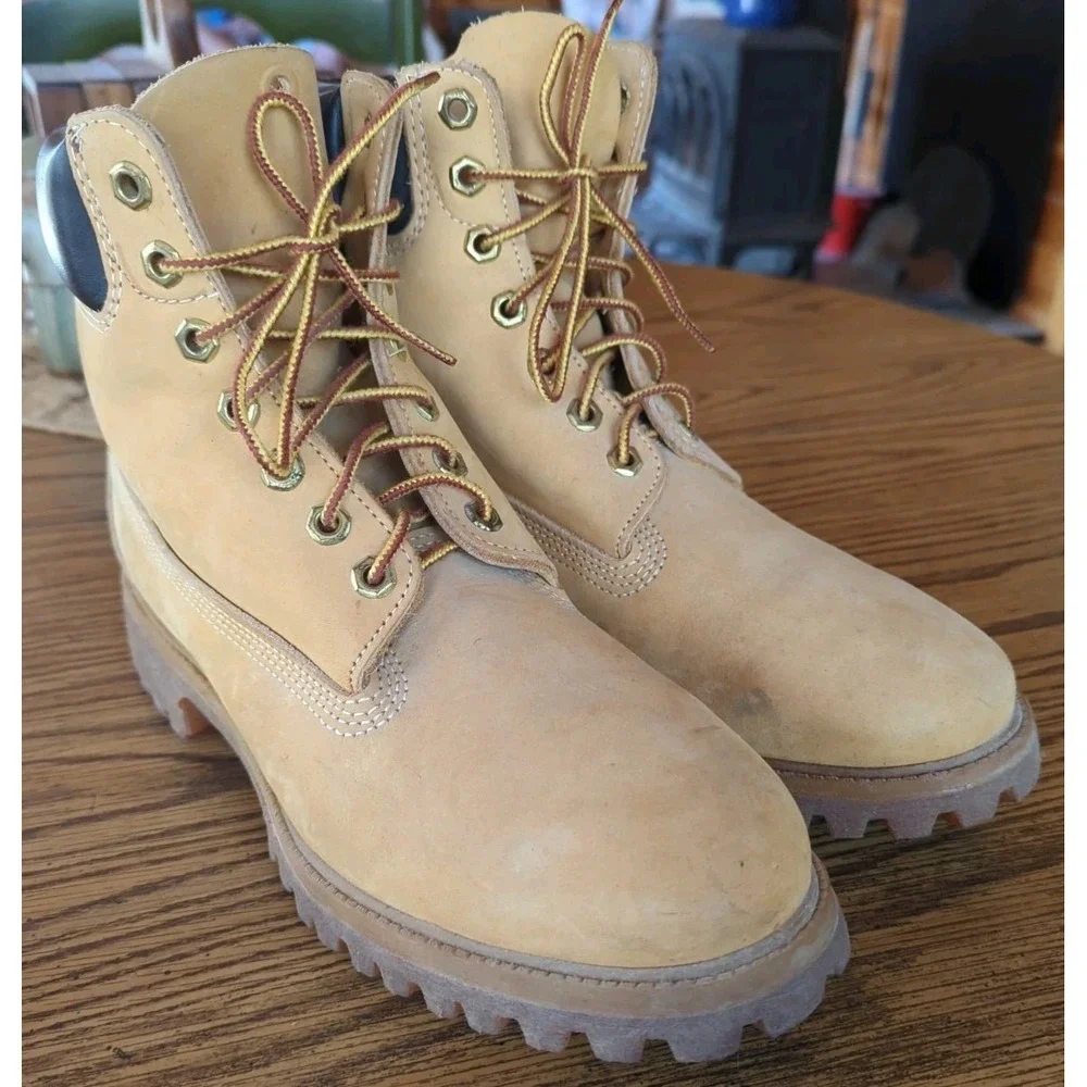 Timberland Premium 6-Inch Waterproof Boots Wheat Nubuck Men's Size 8 W (Wide)